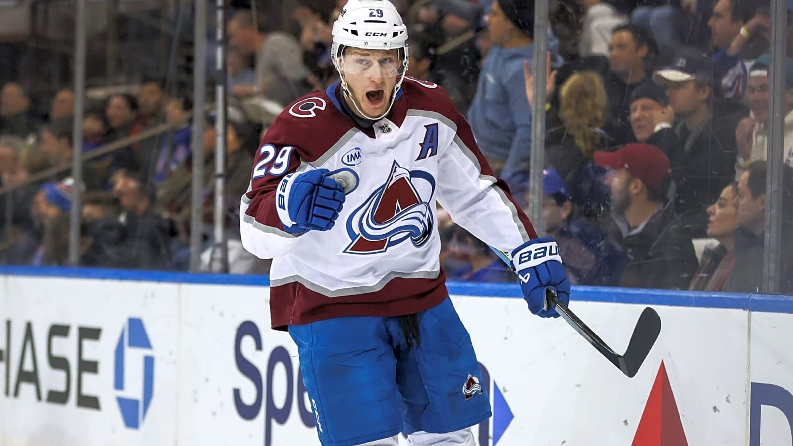 NHL DFS Picks for December 16, 2025: Top Stacks, Best Value Plays & Goalie Targets