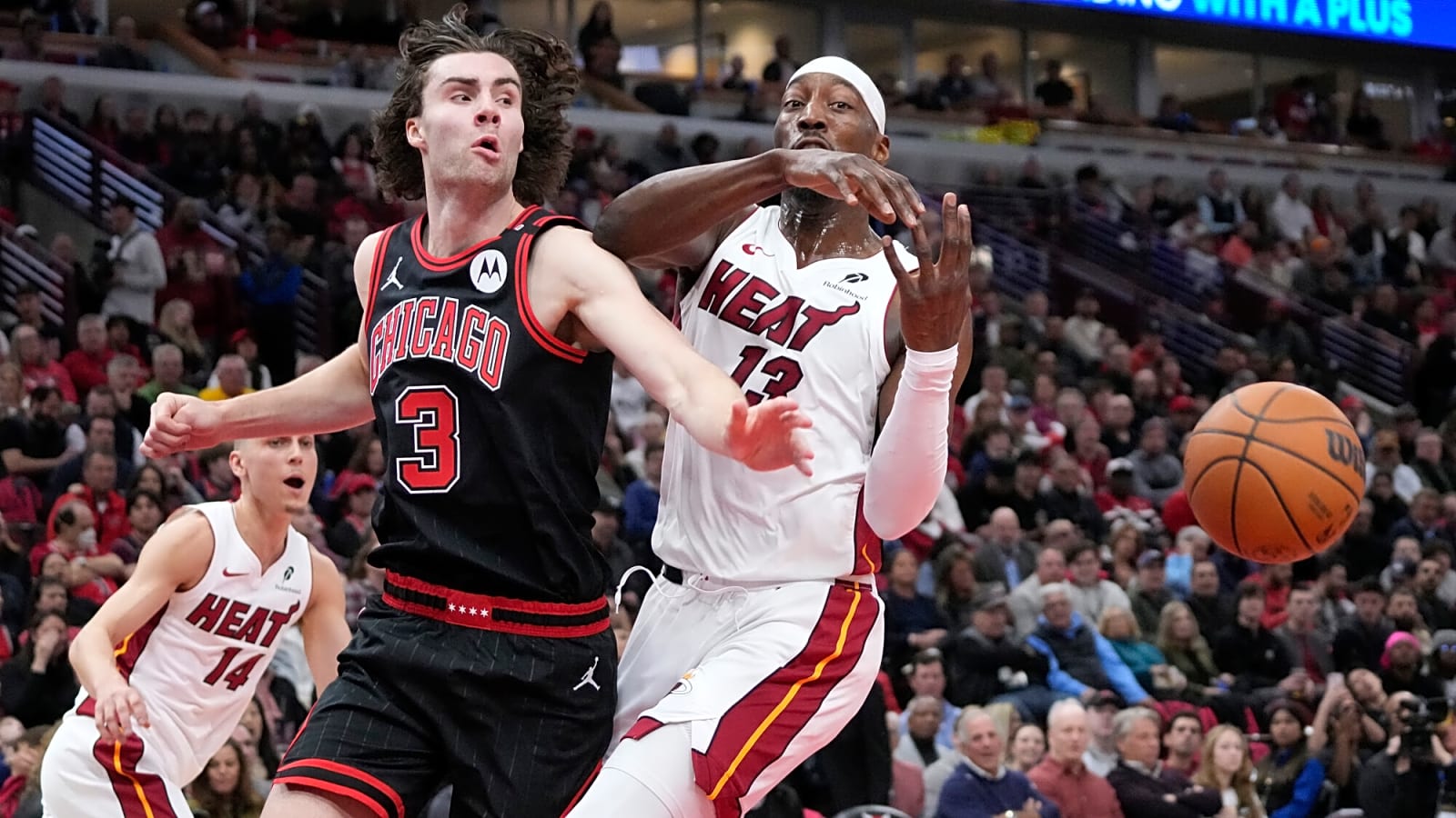 Rumor: Josh Giddey, Bulls $10 Million Apart In Contract Negotiations