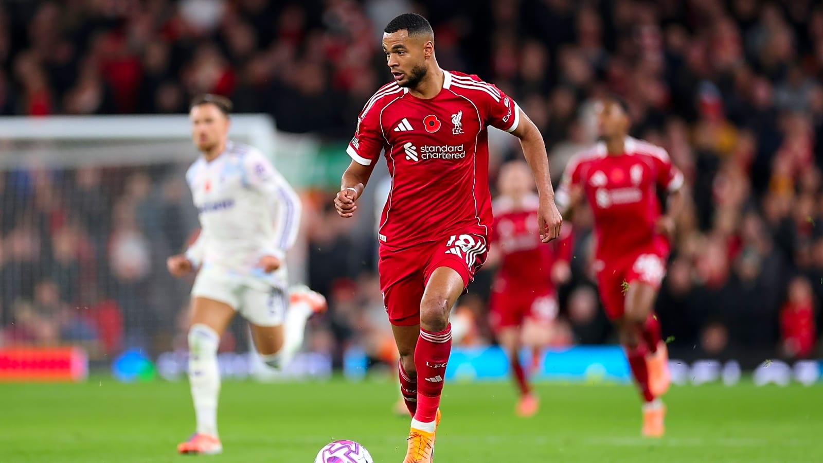 'Out for a few weeks' – Arne Slot confirms injury to key Liverpool first team starter