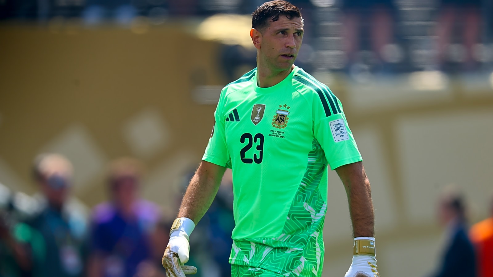 Aston Villa could sell Emi Martinez to Premier League rivals