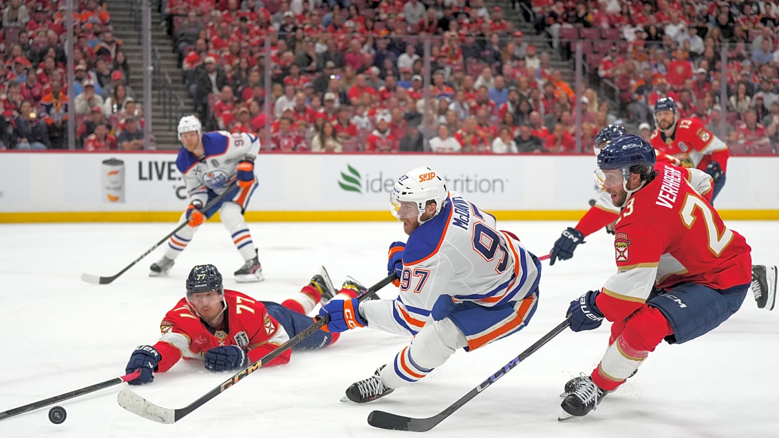 Here’s Who Actually Knows What’s Going On With McDavid’s Deal