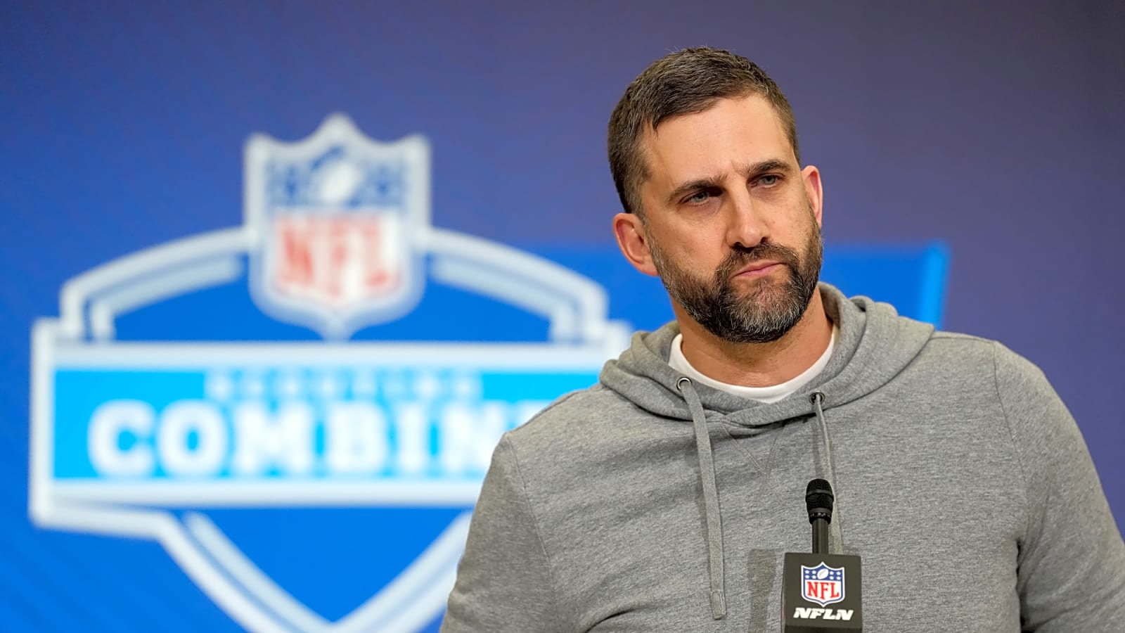 Eagles Finalize Coaching Staff