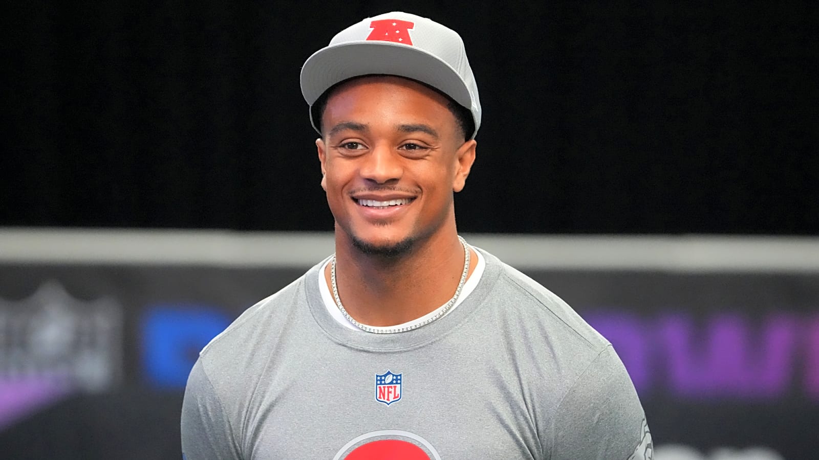 AFC Notes: Draft Visits, Contracts, Broncos, Chiefs, Raiders