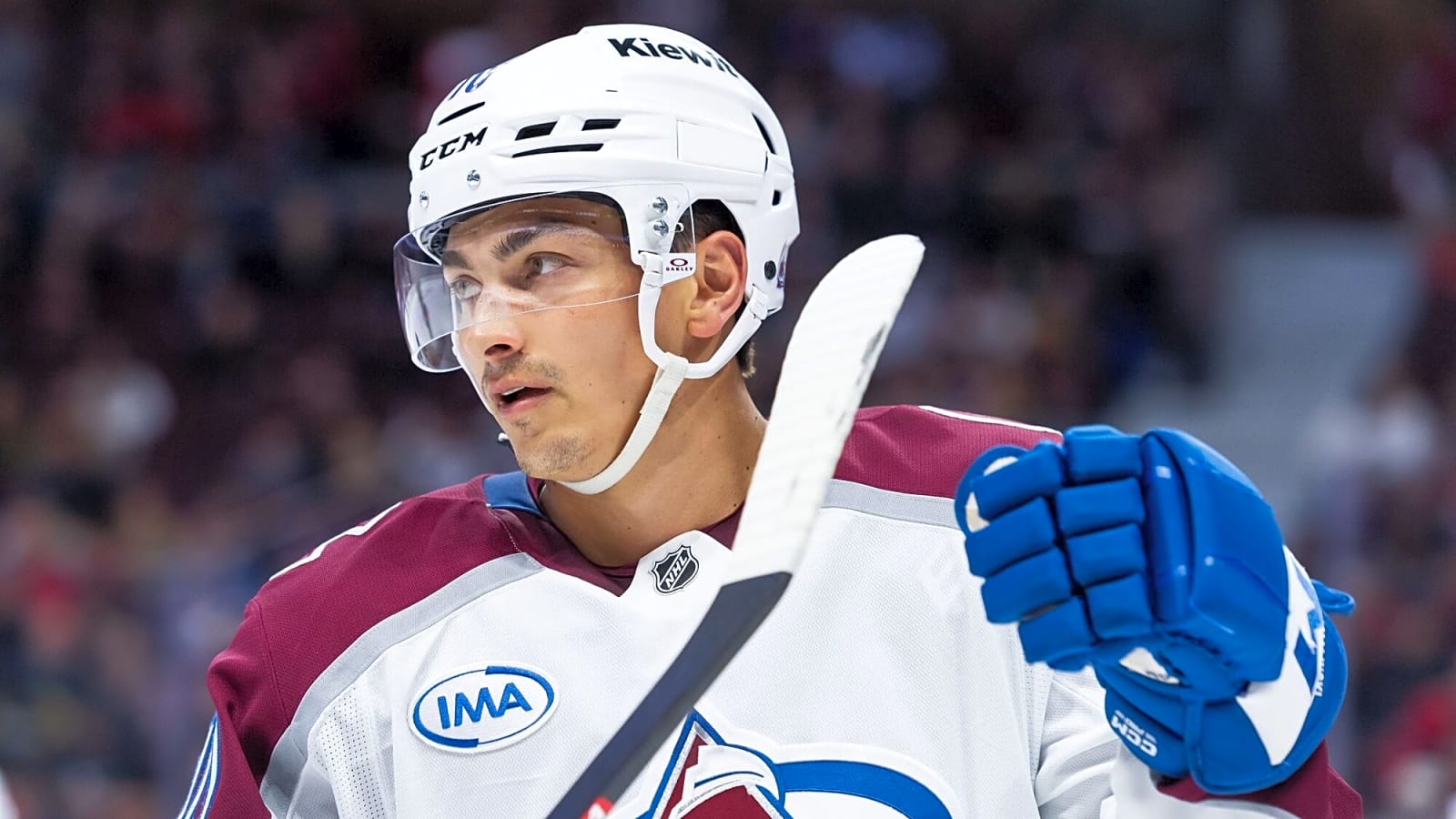 Report: Avalanche sign Sam Malinski to one-year deal