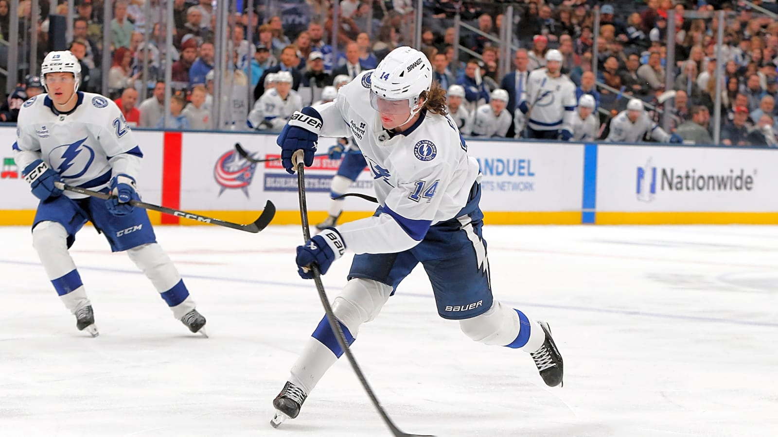 Lightning Recall Conor Geekie, Jakob Pelletier, Dylan Duke