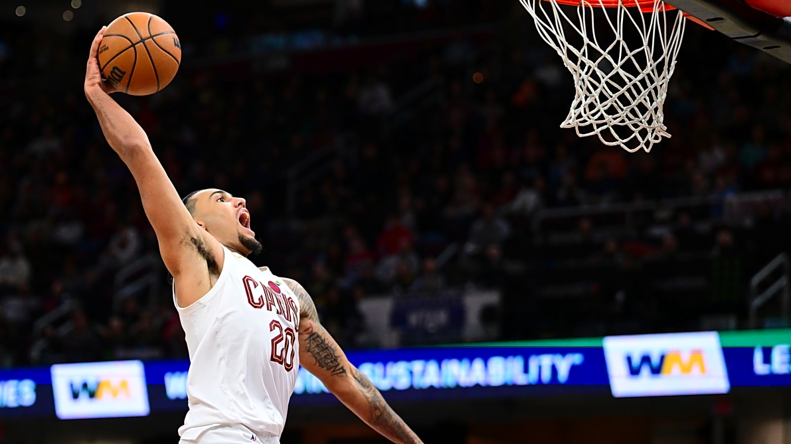 Cavs turn back Suns, trend in right direction