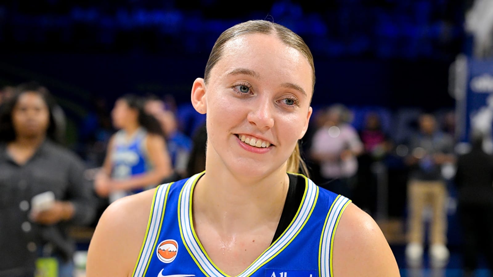 Paige Bueckers had the best reaction to her jersey selling for an absurd auction price