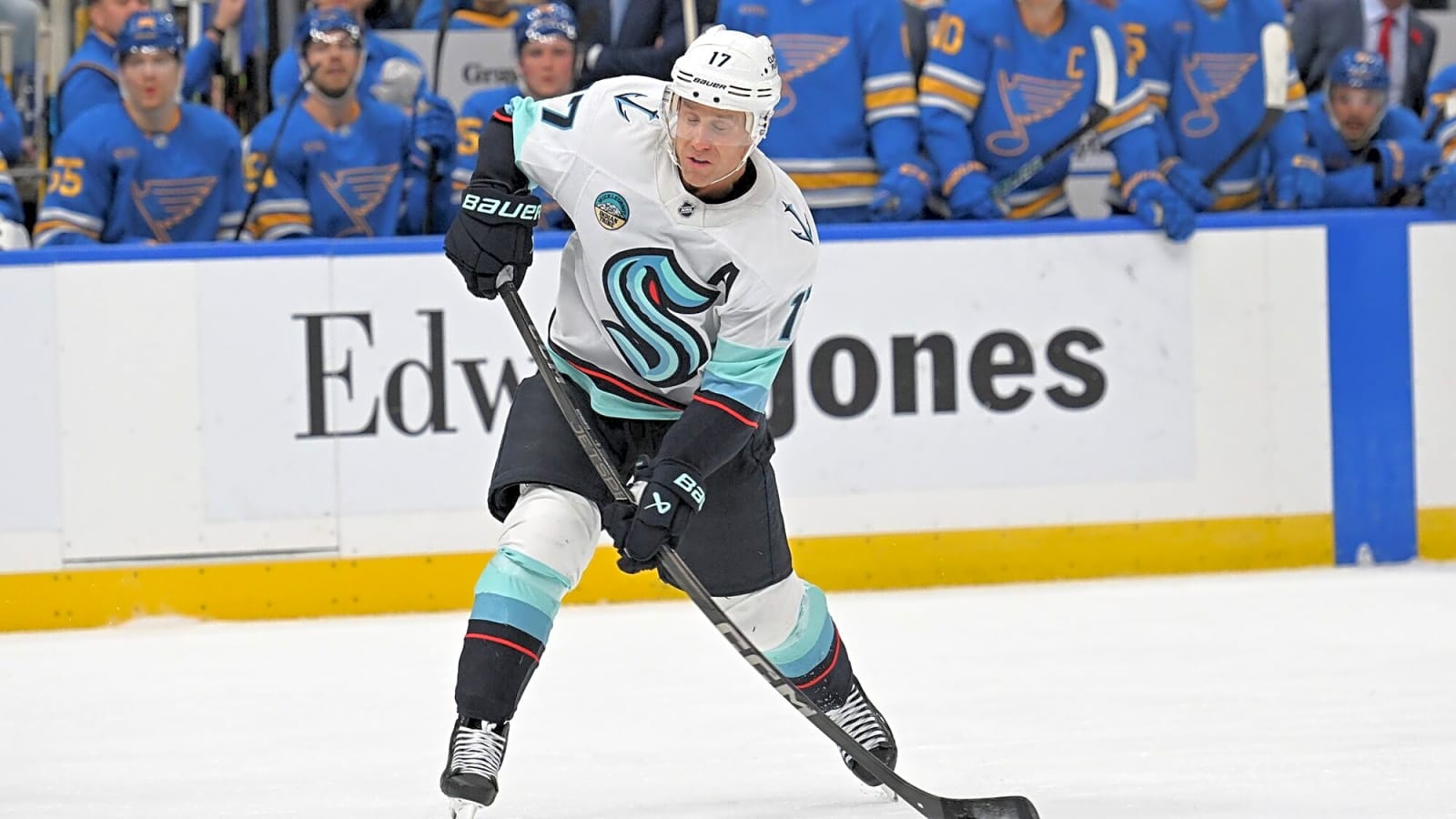 Kraken activate Schwartz from IR; designate Stephenson non-roster