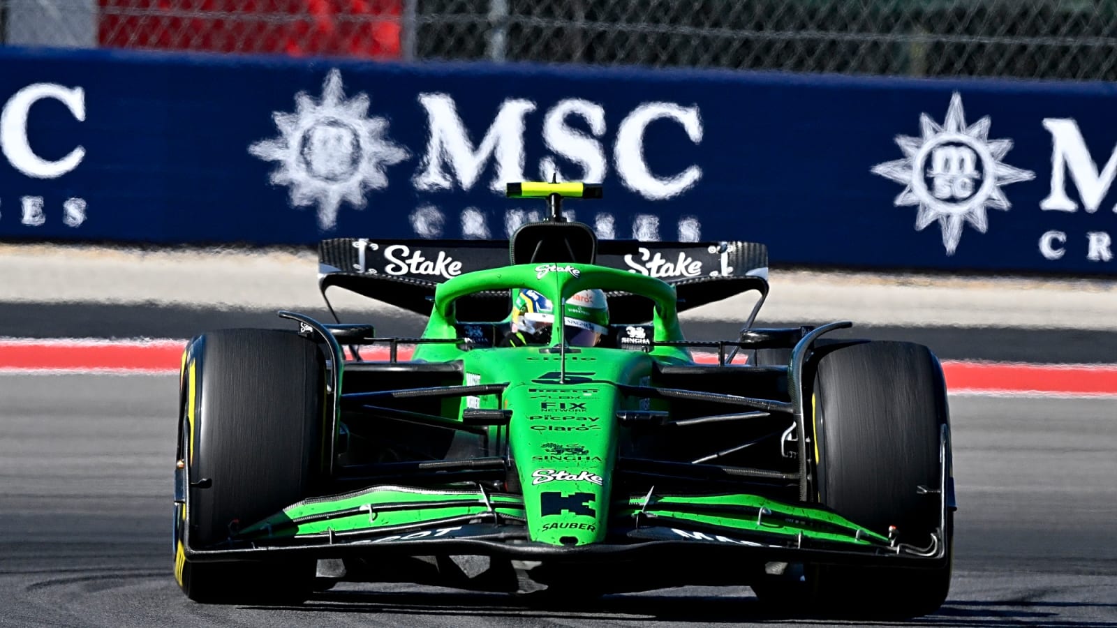 Bortoleto impresses Sauber with obsessive work in simulator