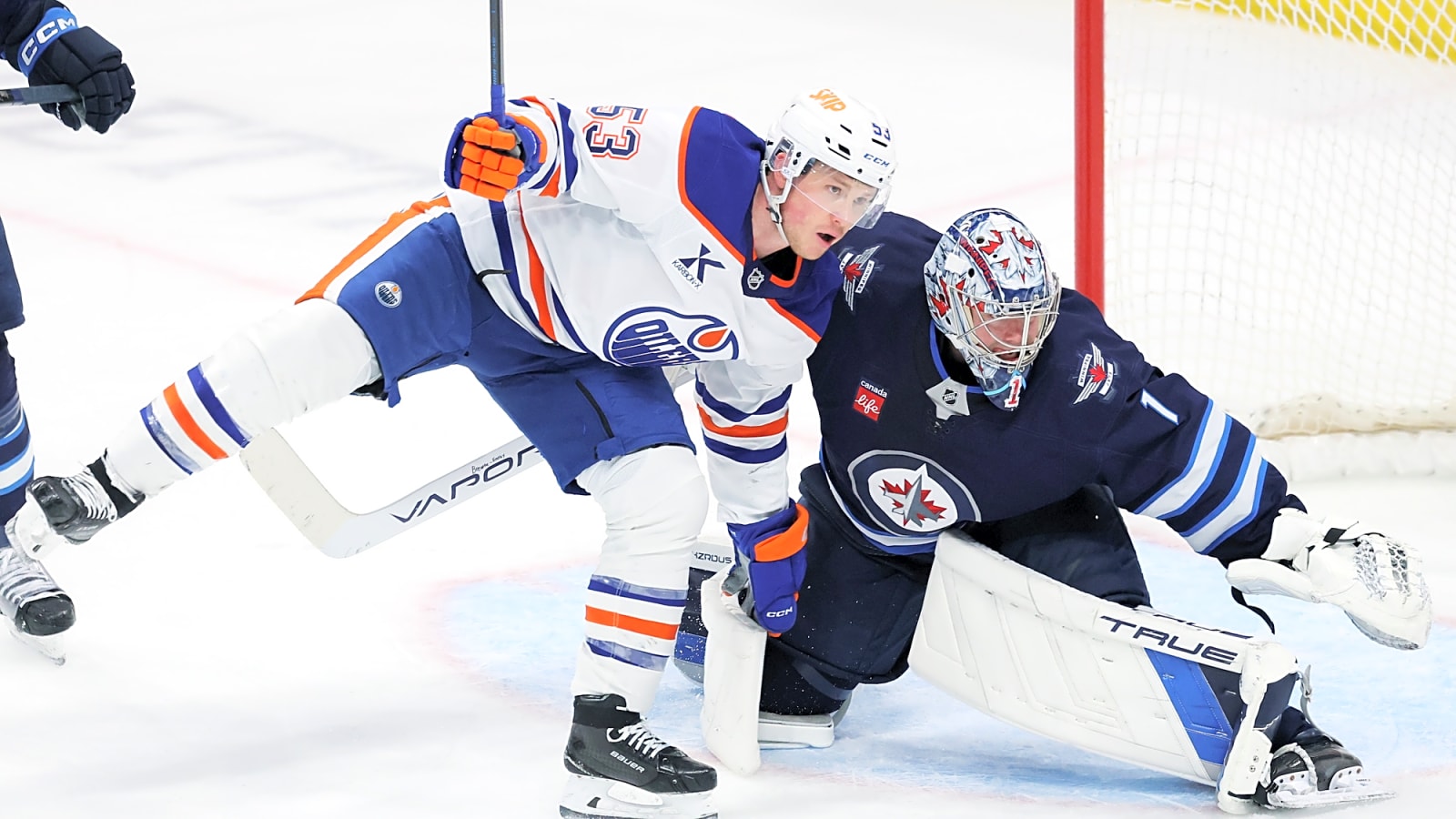 Oilers Jersey Update Confirms Team Saying Goodbye to Forward
