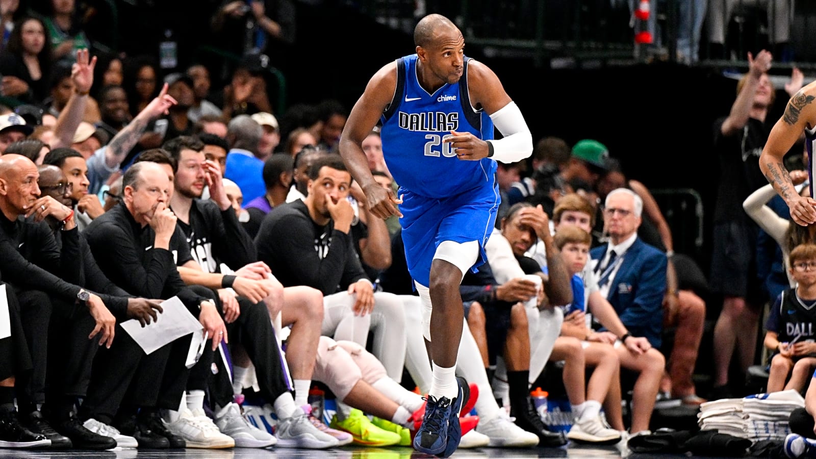 Nuggets Among Teams Interested In Mavs’ Khris Middleton