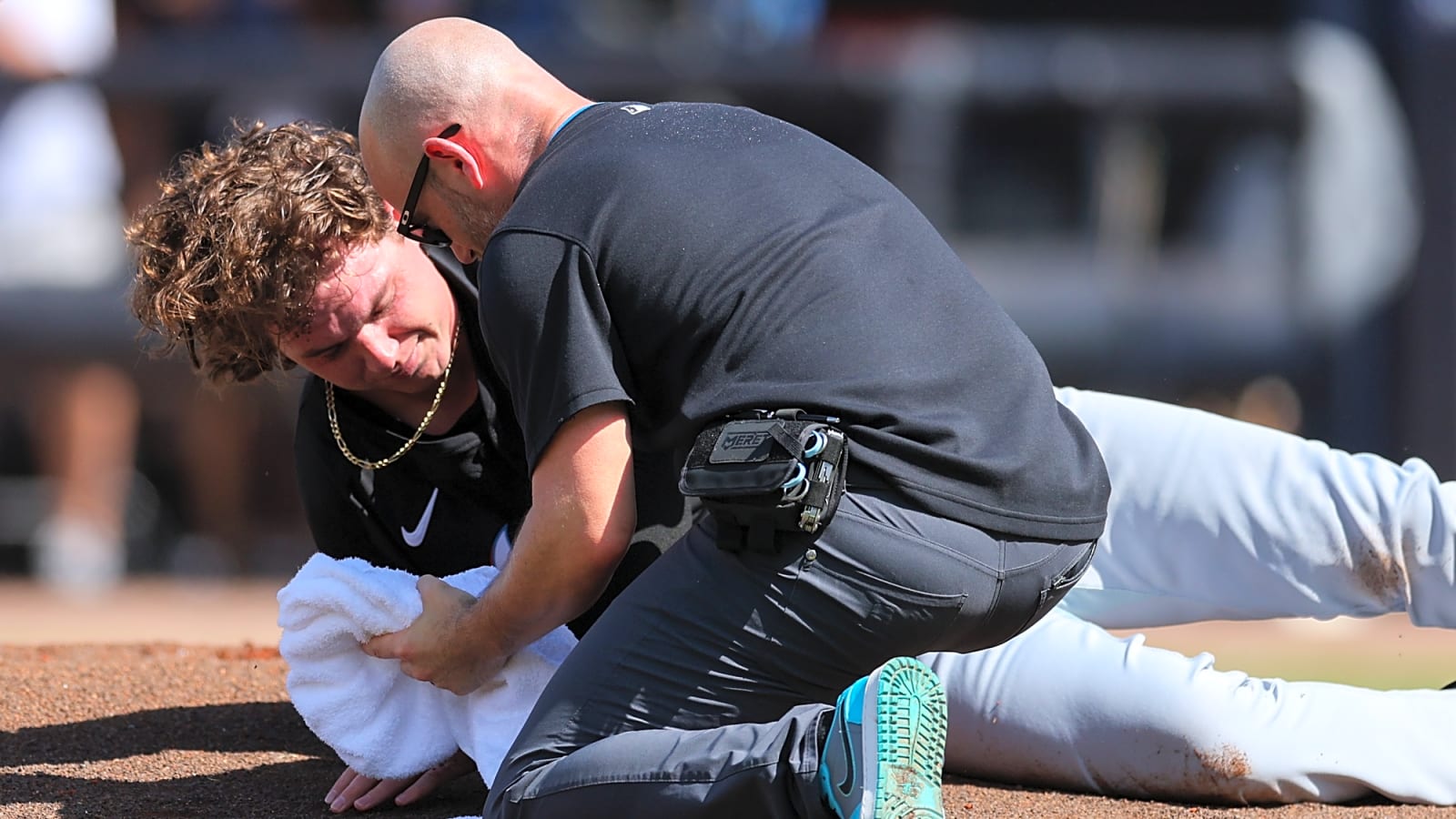 Marlins pitcher gets drilled in the head by his own catcher