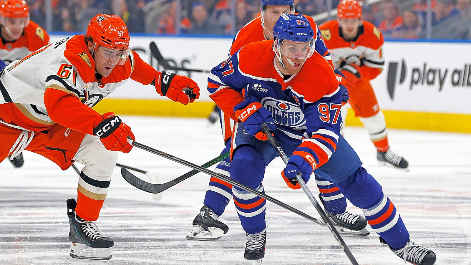 What’s Actually Going Wrong With the Oilers Right Now?