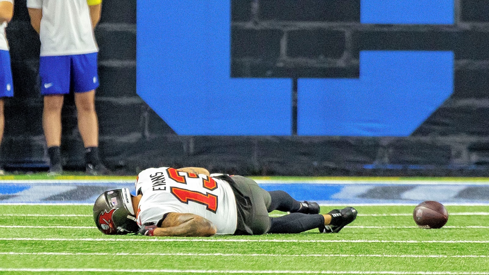 Buccaneers star carted off field after brutal crash landing