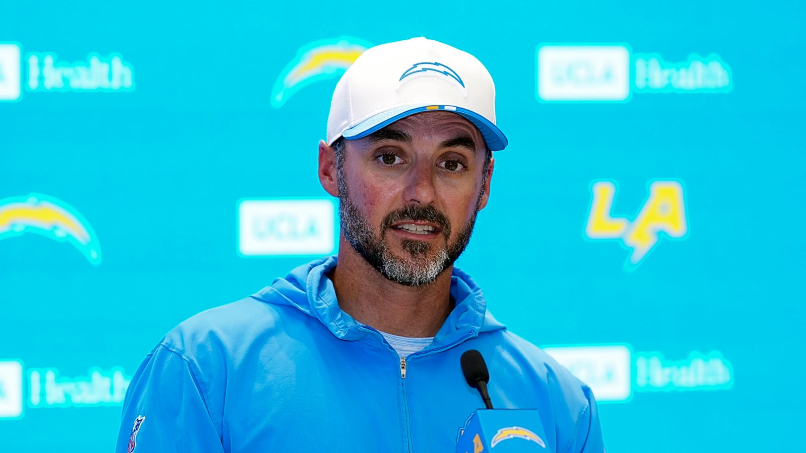 Los Angeles Chargers Jesse Minter has seen his stock fall dramatically but could still turn things around by making key changes