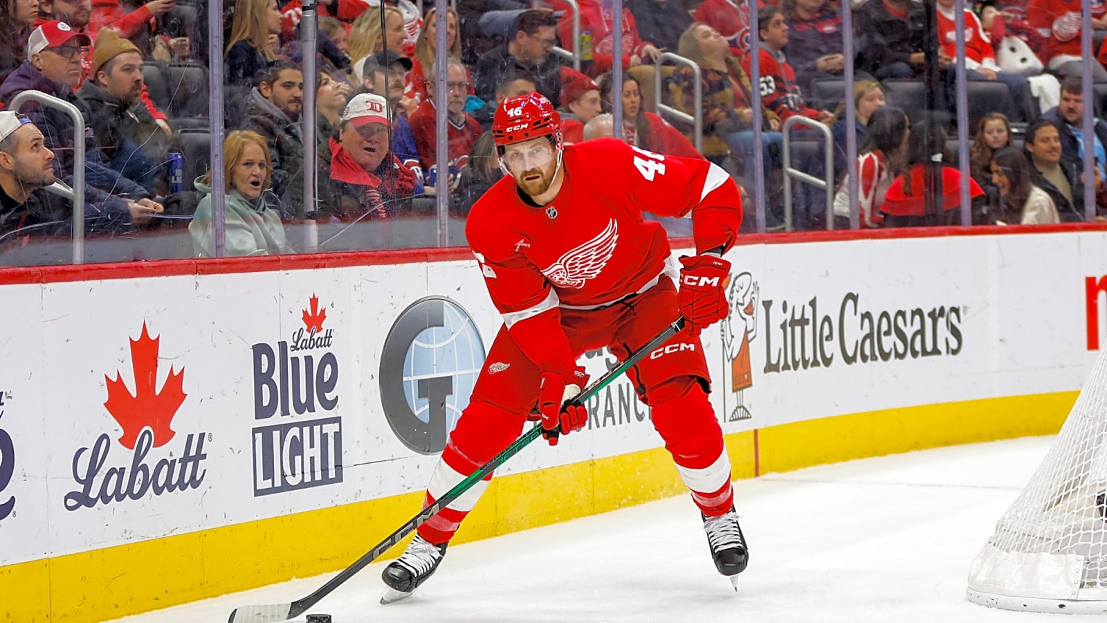 Veteran defenseman returning for 16th NHL season