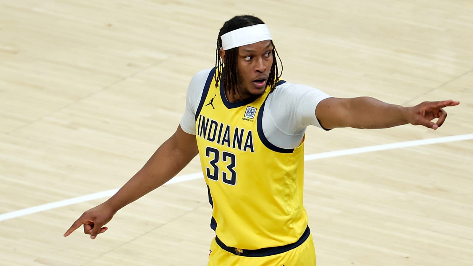 Jalen Brunson Calls Myles Turner Signing With Bucks the ‘Weirdest’ Move of the 2025 NBA Offseason
