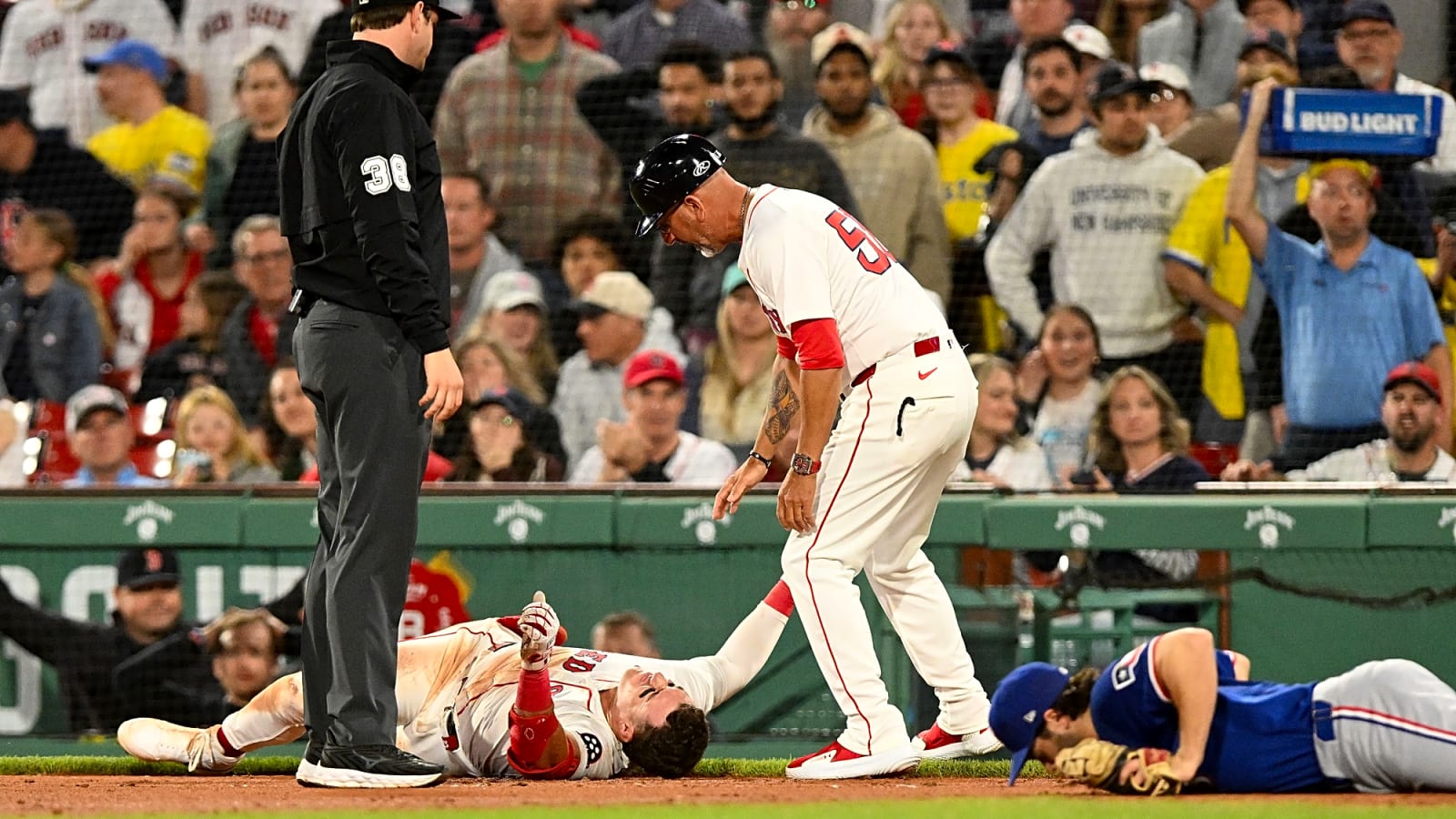 Romy Gonzalez Leaves Games Against Rangers