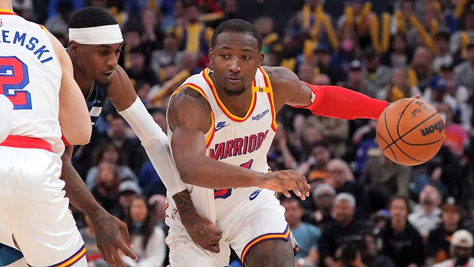 Rumored trade sends Warriors young forward to the Chicago Bulls