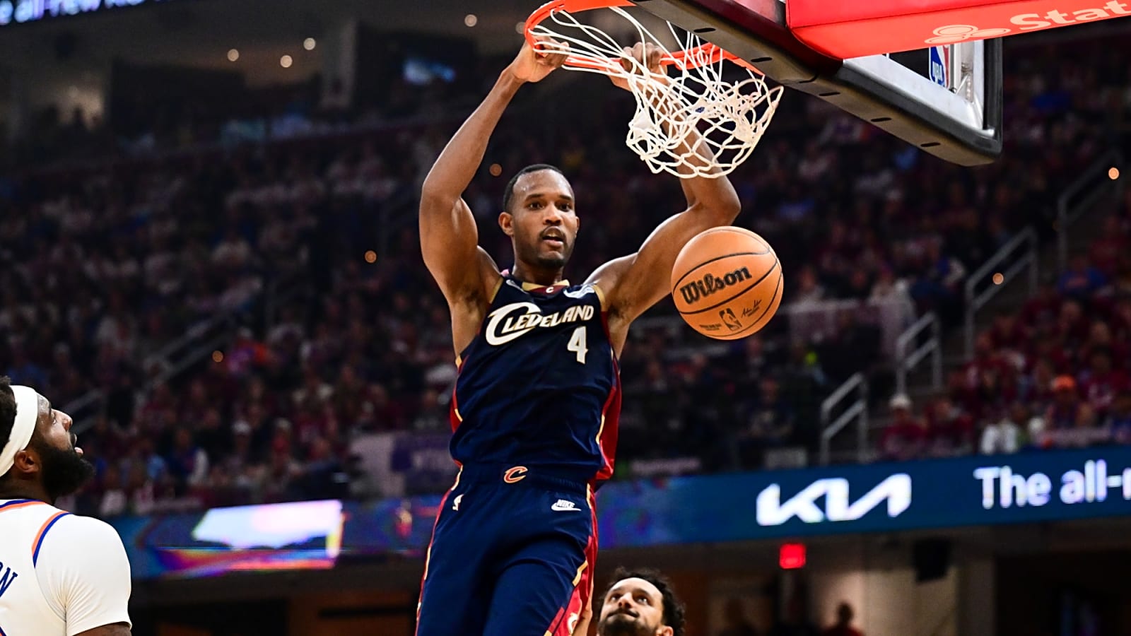 NBA Notes: Cavs, Evan Mobley, Kings, Keegan Murray, Jazz
