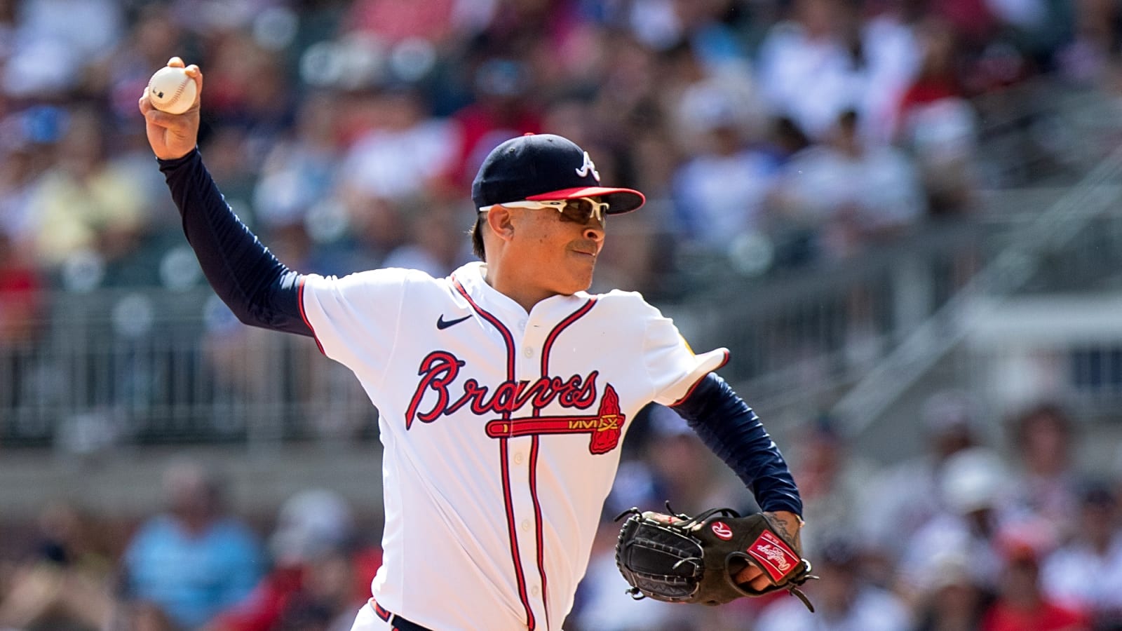 Veteran Pitcher Jesse Chavez, 41, Retires From MLB