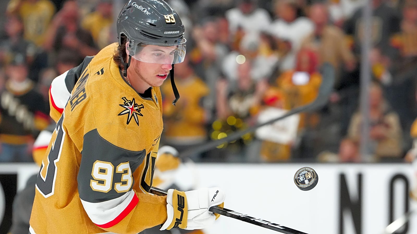 Marner hat trick lifts Golden Knights, takes 2-1 lead
