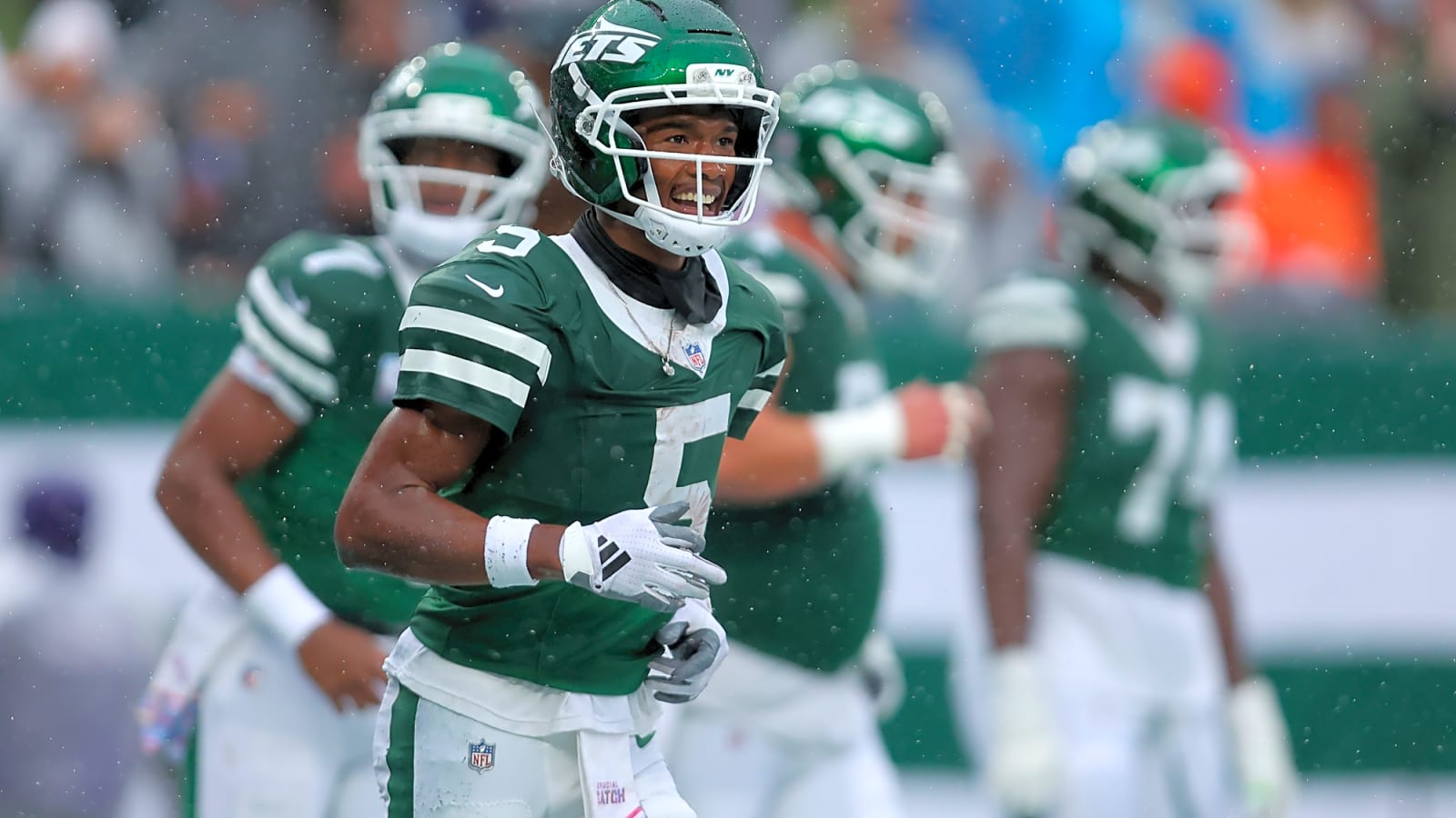 WR Garrett Wilson Wants To Stay With Jets