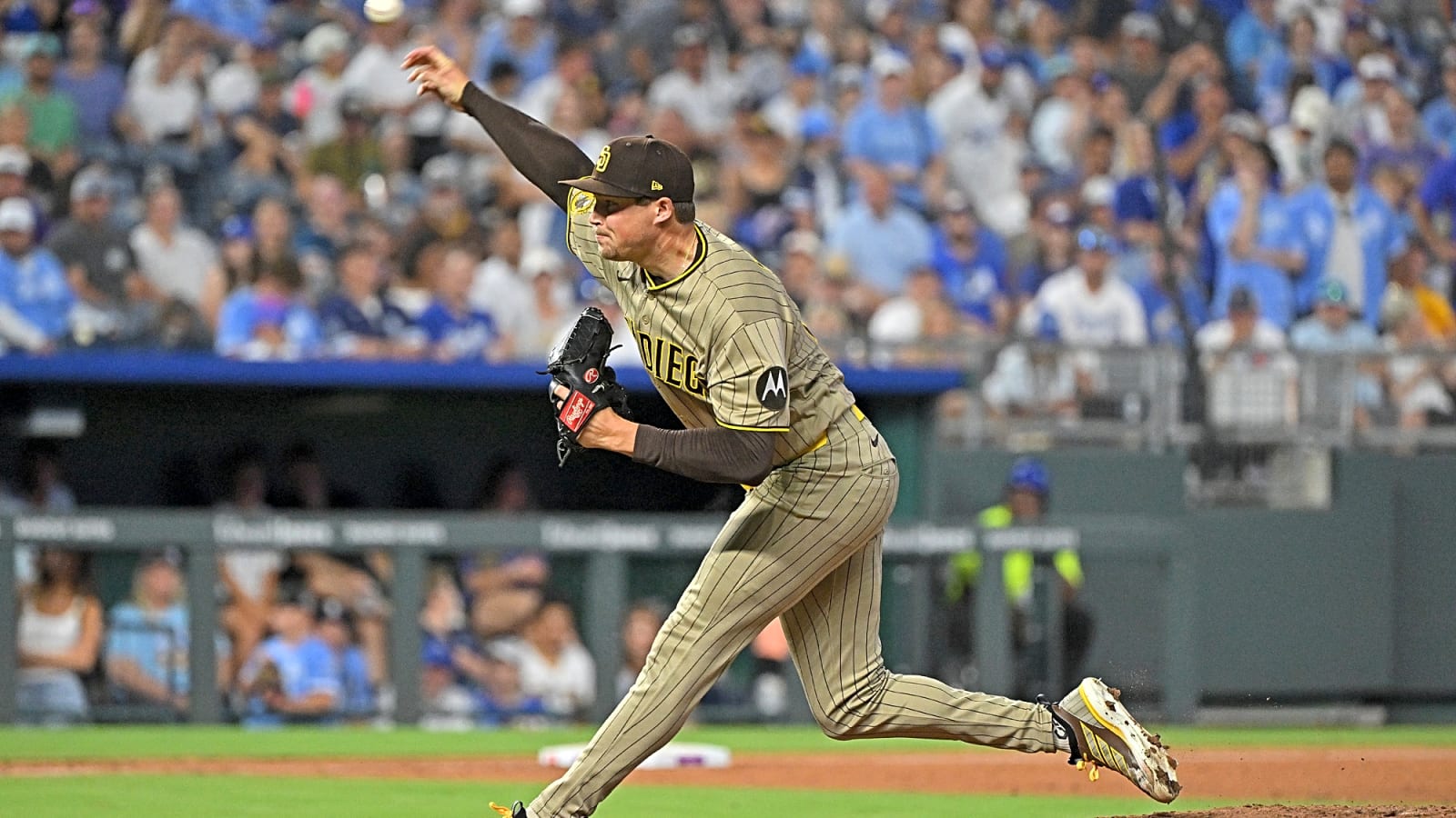  Three trade hypotheticals for relievers
