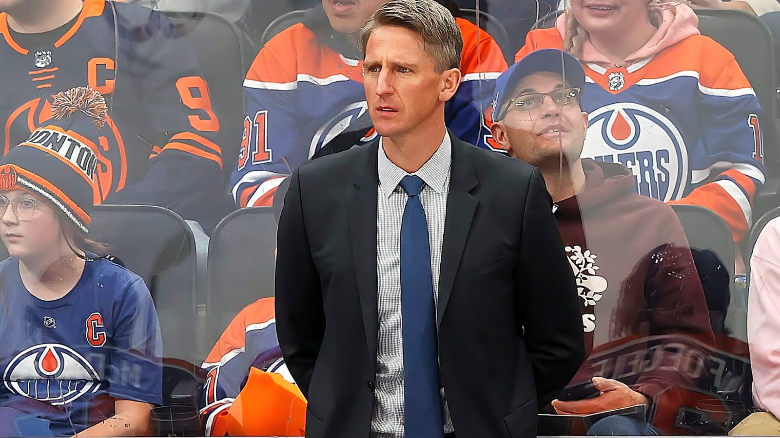 Oilers sign coach Kris Knoblauch to three-year extension
