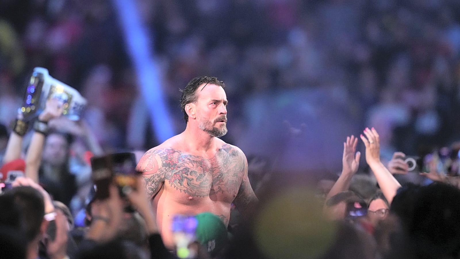 Why CM Punk Should Win the Vacant WWE World Heavyweight Title