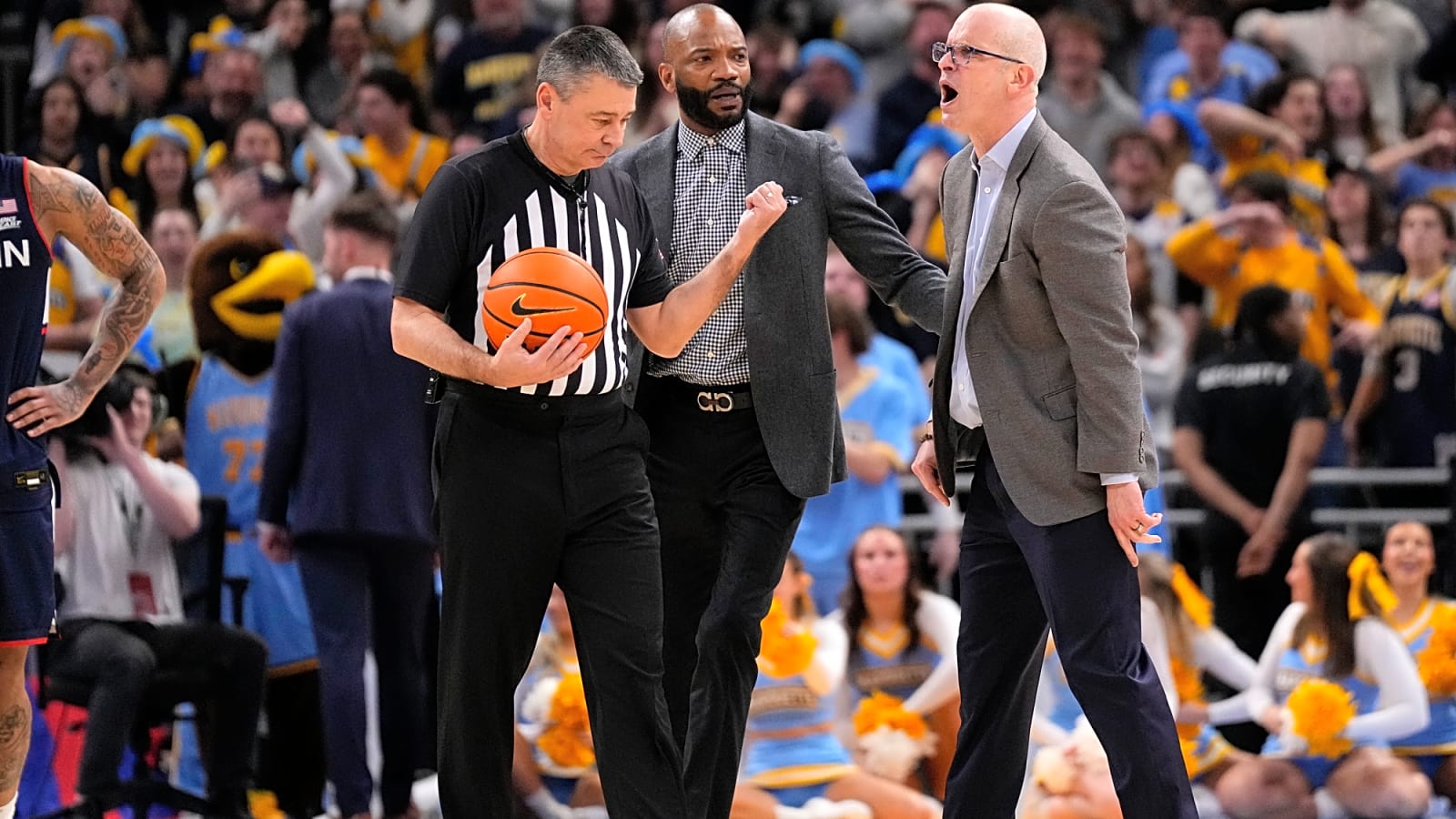 Dan Hurley bumps referee and gets ejected during epic meltdown