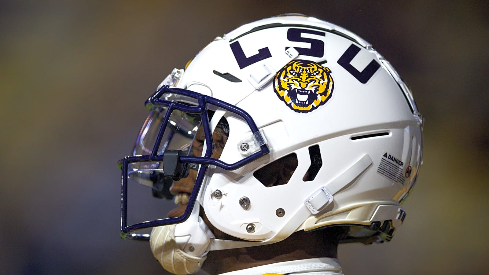 No. 1 recruit Lamar Brown announces his college commitment