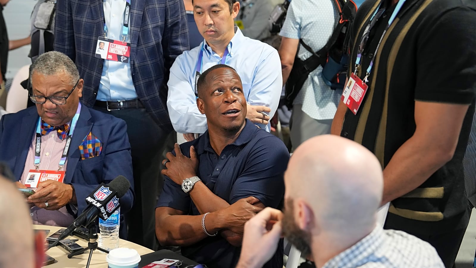 NFC Notes: Raheem Morris, Bryce Young, Buccaneers, Falcons, Panthers