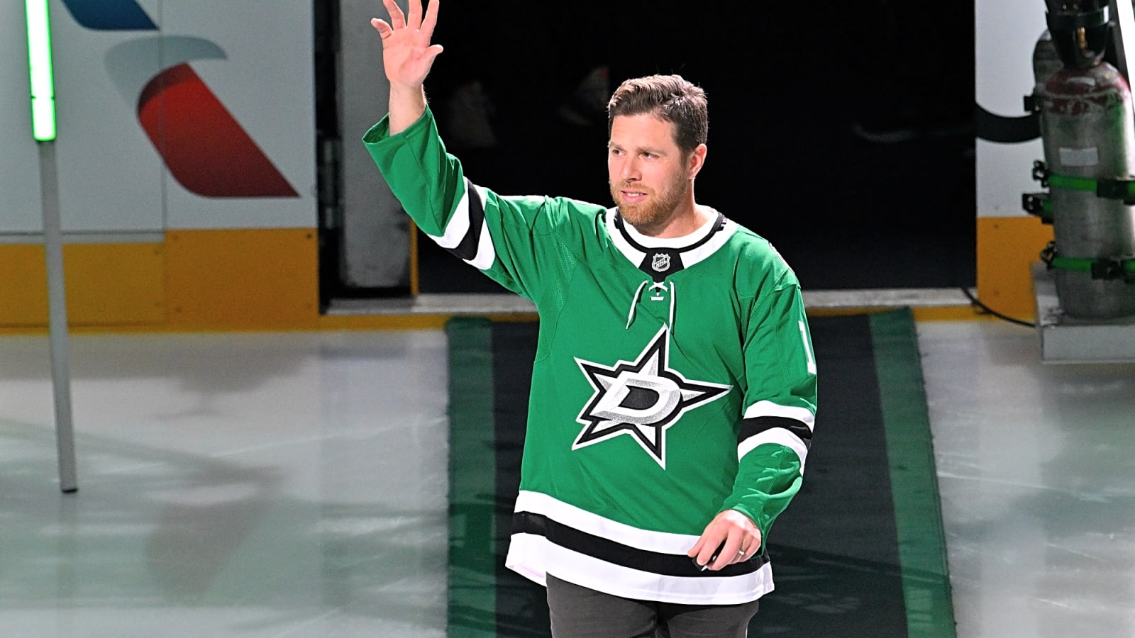 Joe Pavelski Thanks Martin St-Louis