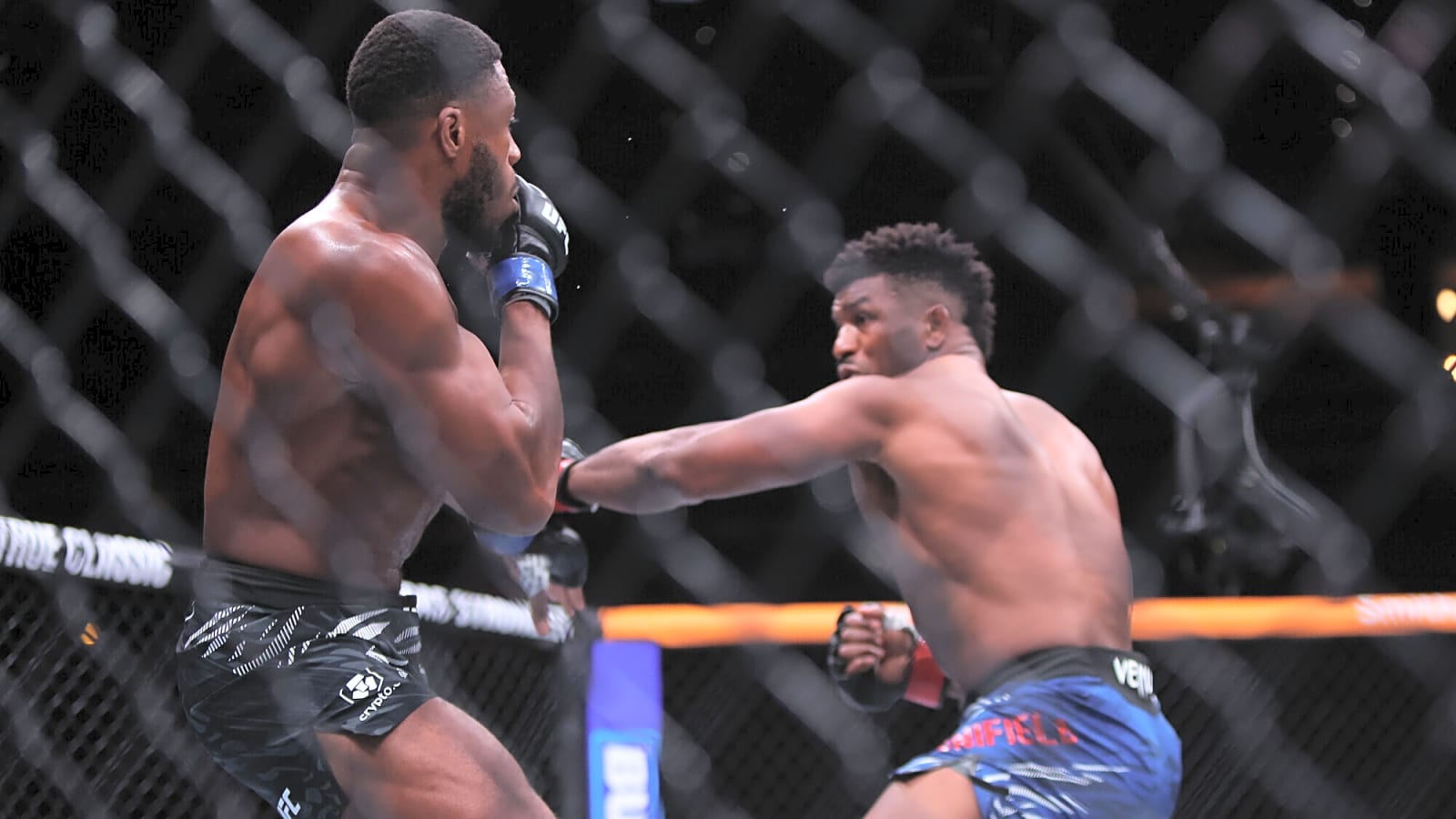 Menifield Opens As Underdog Against Baraniewski At UFC 331