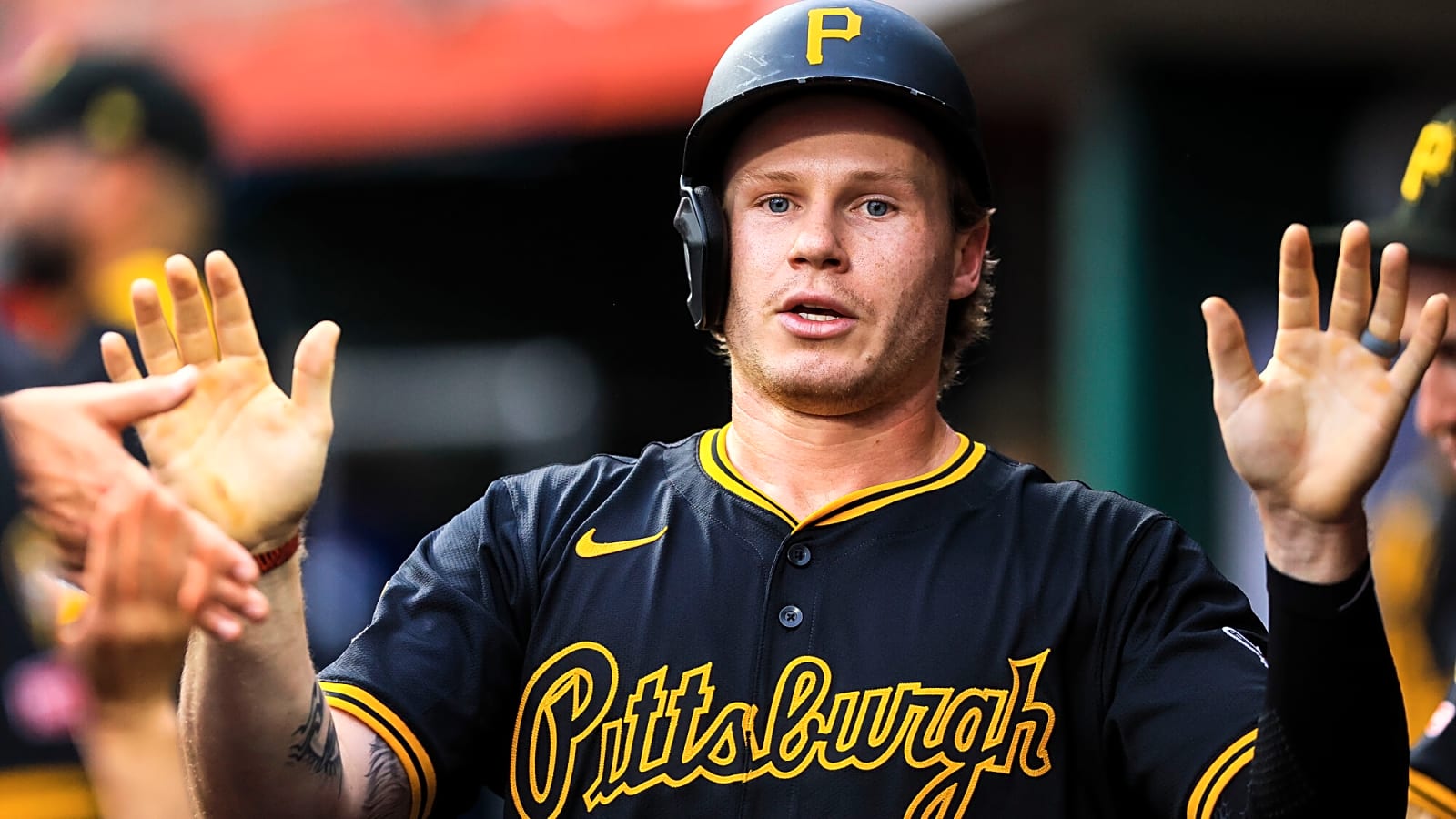 Pirates avoid arbitration with outfielder Jack Suwinski