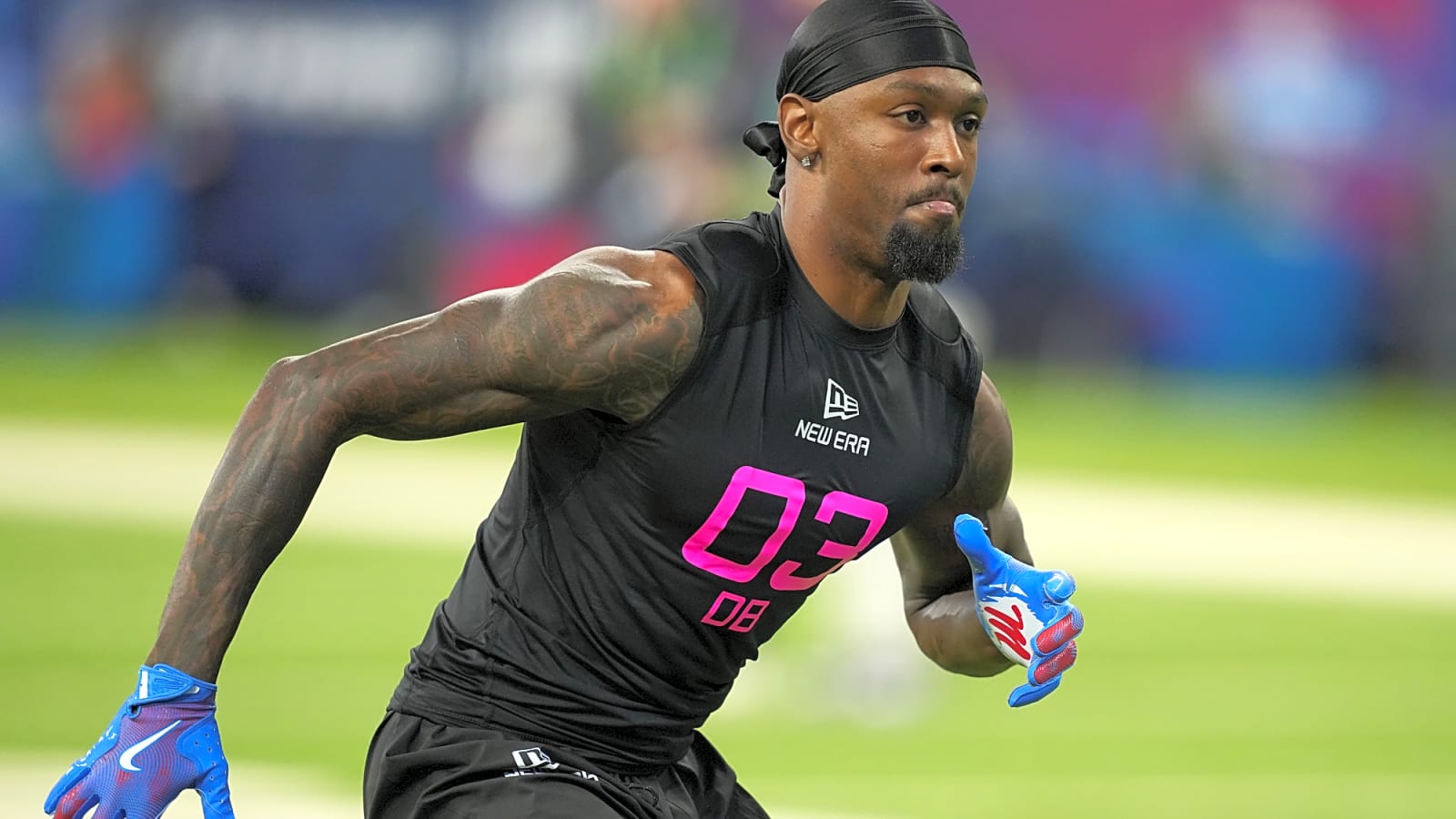 This Commanders rookie is already turning heads in camp