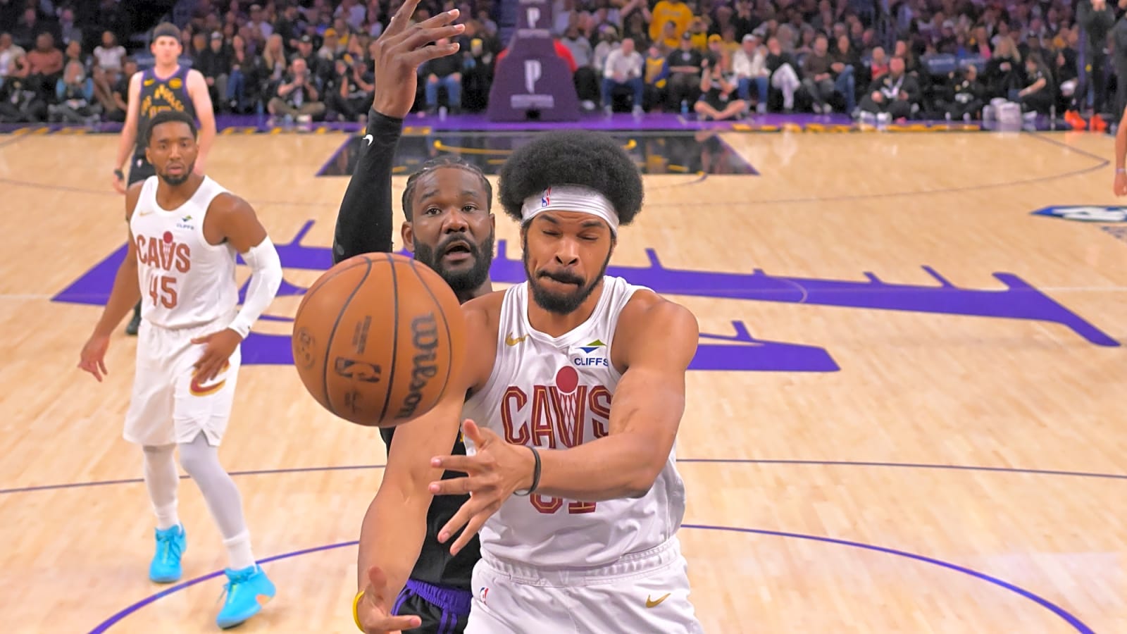 Cavs’ Jarrett Allen says knee still ‘not 100 percent’ as playoffs near