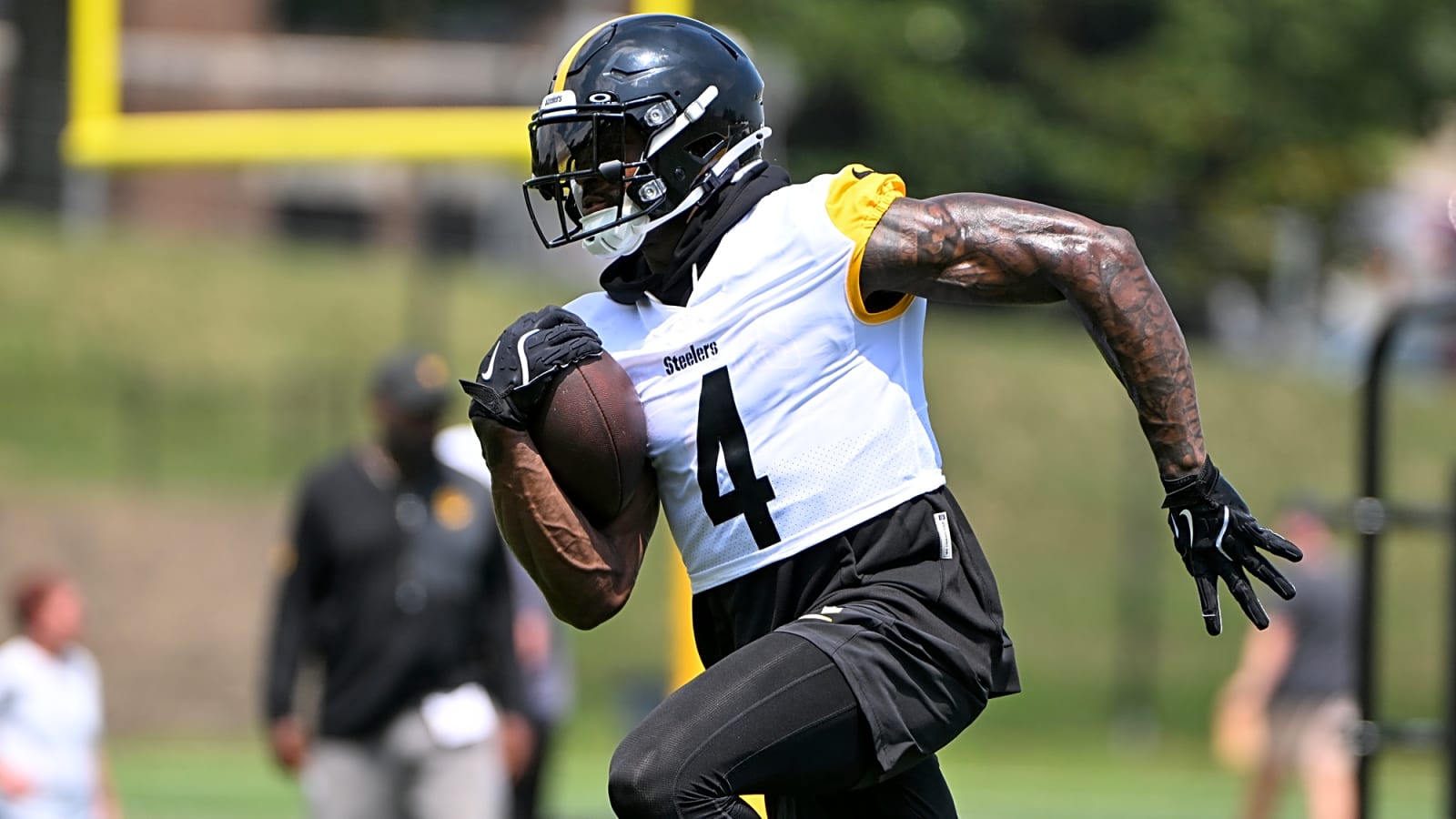 D.K. Metcalf Leads Steelers Receivers As Pittsburgh Reveals Changes on Depth Chart