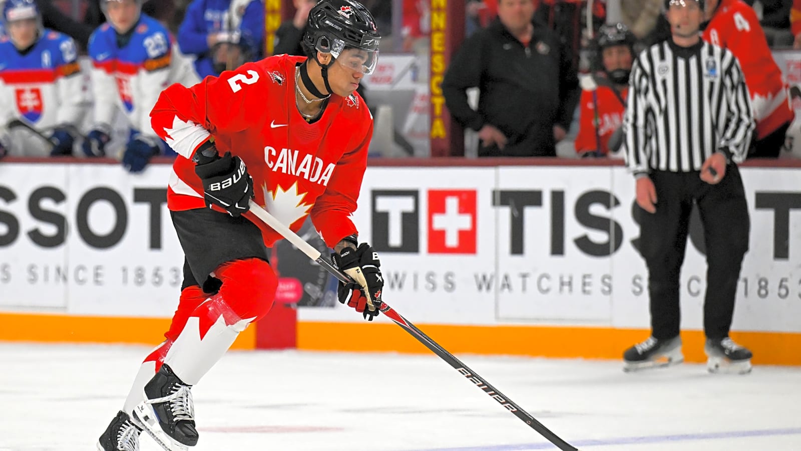 Islanders sign Kashawn Aitcheson to entry-level contract