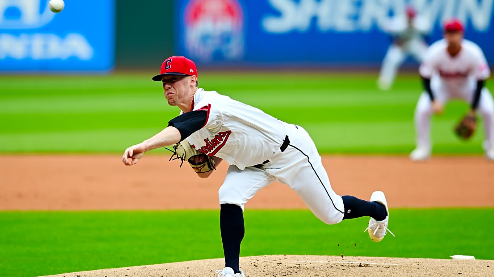 Veteran southpaw elects free agency after getting waived by Guardians
