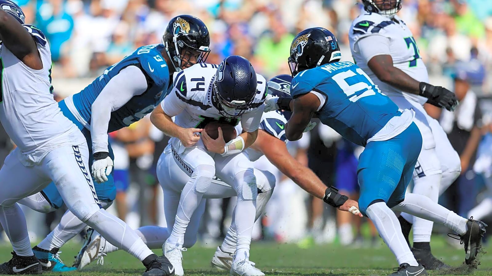 Seahawks' trade-deadline plan is good news for Sam Darnold