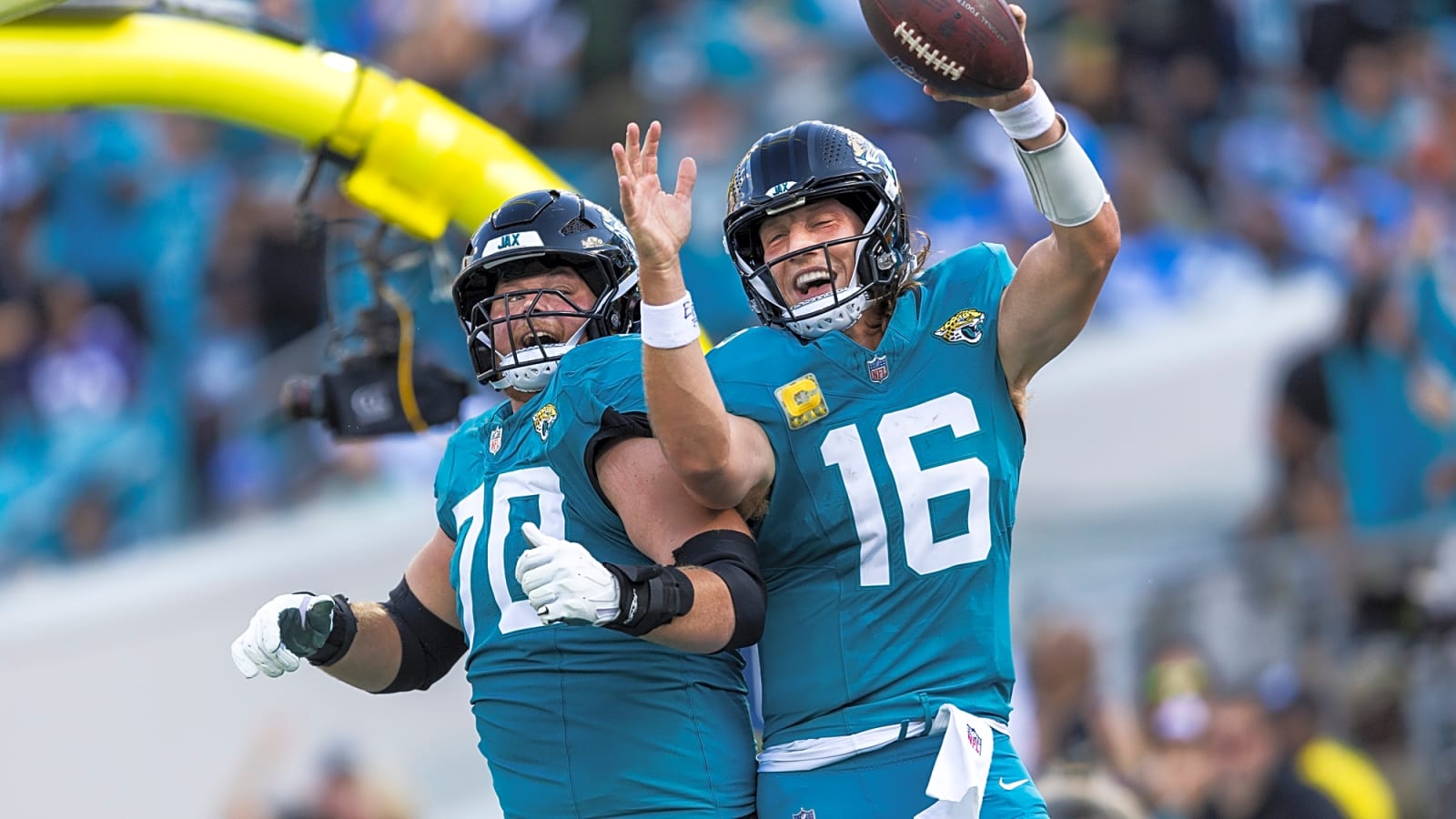 Jaguars Signing OL Cole Van Lanen To Three-Year, $51M Deal