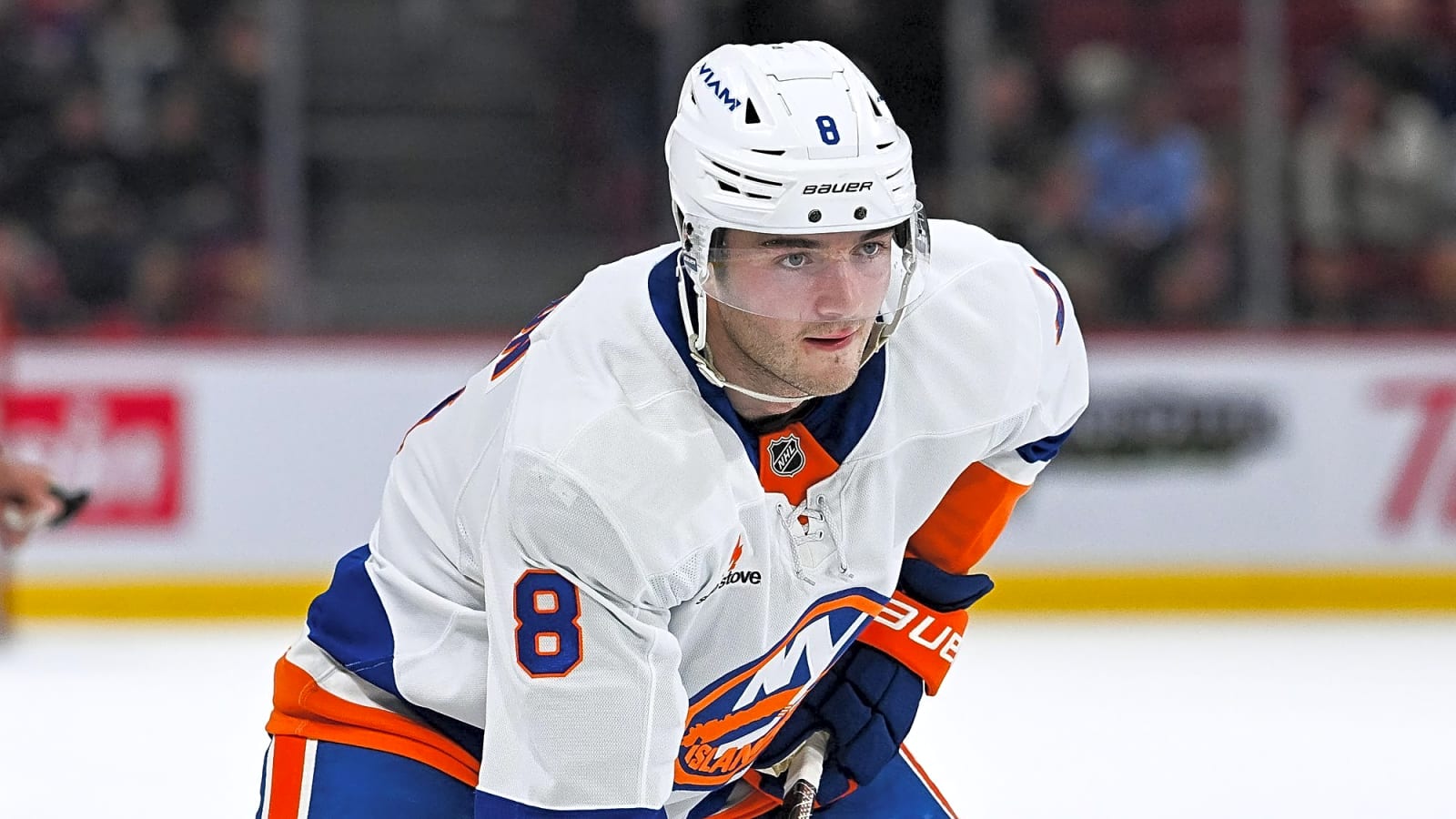 Canadiens acquire Noah Dobson from Islanders for two first-rounders, Emil Heineman