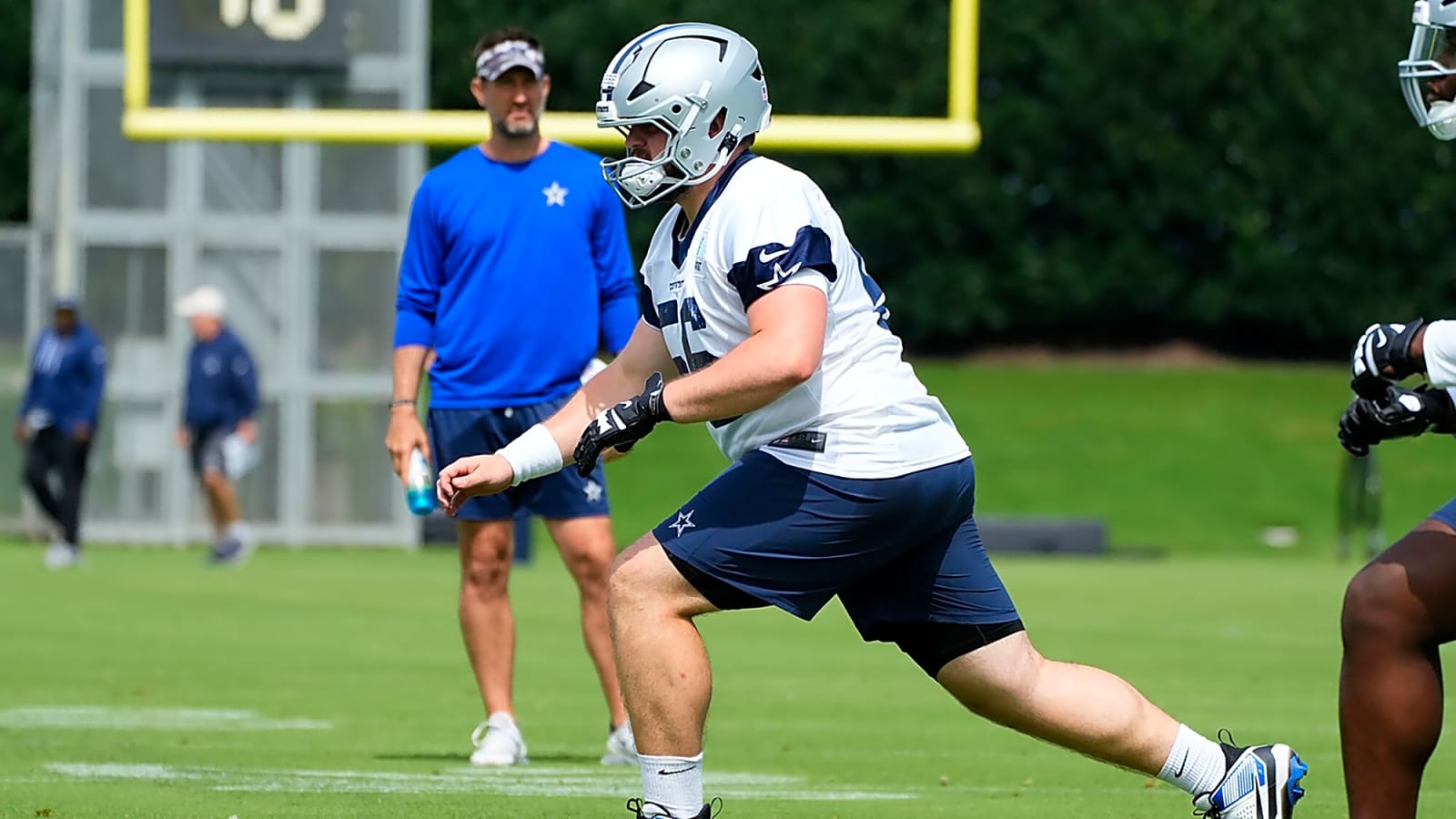 Key Cowboys QB Dak Prescott protector gets brutal injury update