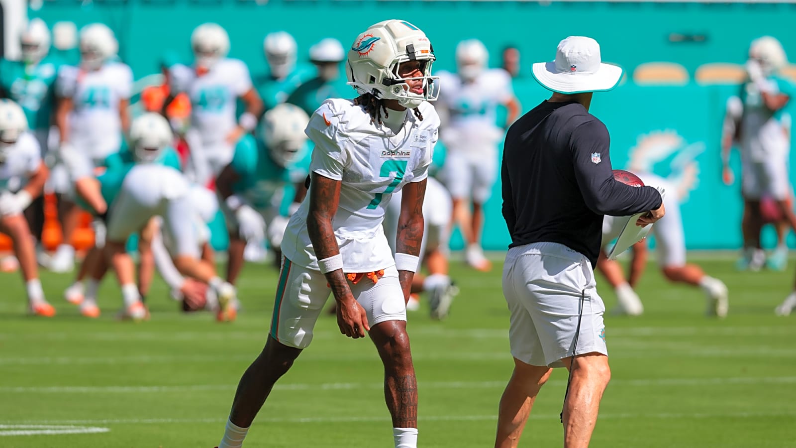 AFC Notes: Christian Gonzalez, Caleb Douglas, Dolphins, Jets, Patriots