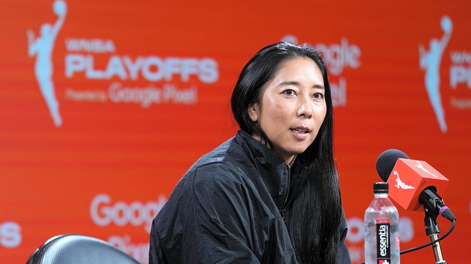 WNBA coach collapses during game in scary scene