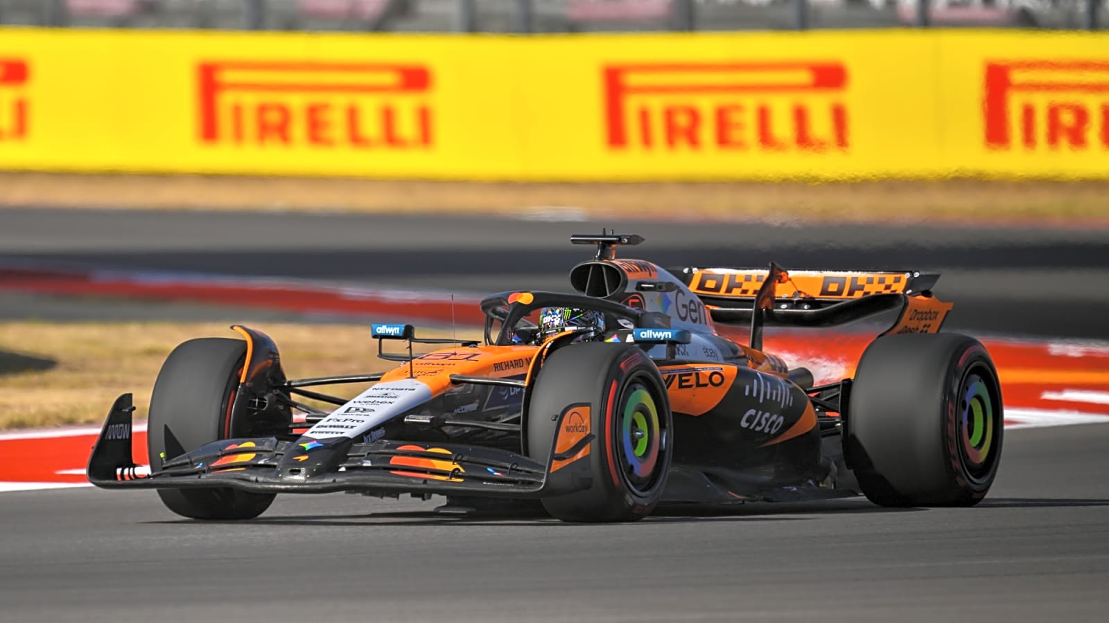 Martin Brundle Exposes the Race That 'Scattered Oscar Piastri’s Brain' in 2025 Championship Chase