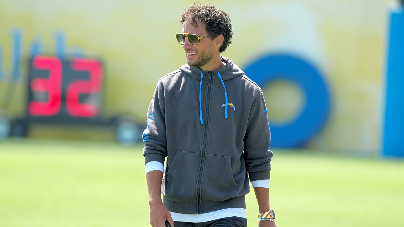 Mike McDaniel is prepared to break an NFL norm with Chargers gamble