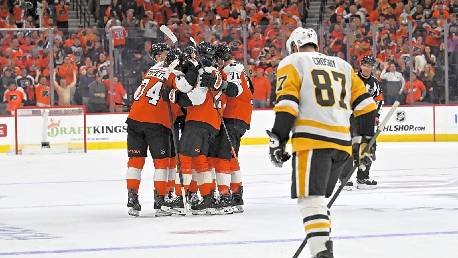 Which teams up 3-0 will complete their sweeps?